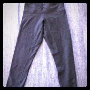 Lululemon Grey Wunder Under Gathered Crop Size 4